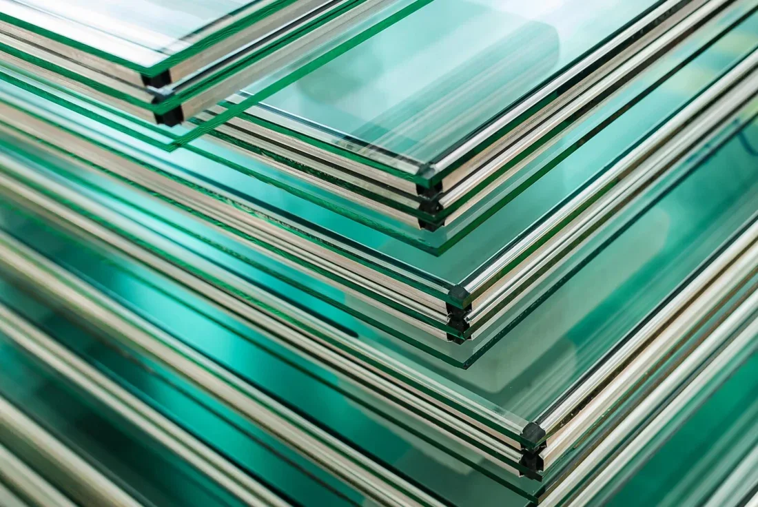 Stacked sheets of raw float glass